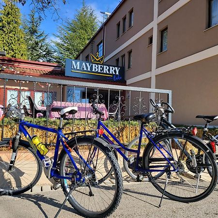 Mayberry Lake - Villa Medijapark เพรตอร์ ภายนอก รูปภาพ